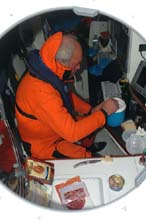 2004_1114_154216AA